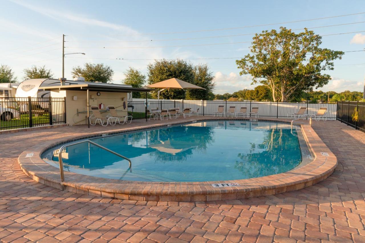 Central Park Rv Resort Haines City Exteriör bild